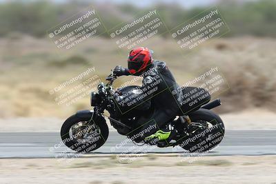 media/May-05-2025-Moto Forza (Mon) [[3c1838c5e5]]/2-B Group/Session 3 (Panning Test Turn 14 Inside)/